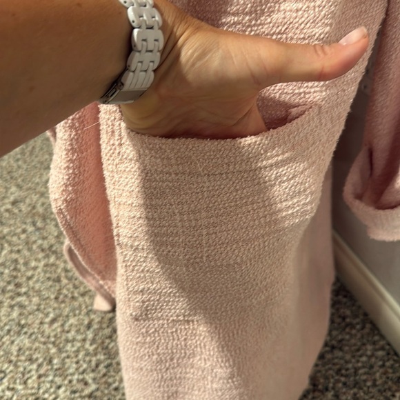 Steve Madden Pink Duster with gun-metal hardware, textured fabric size small - Picture 5 of 8